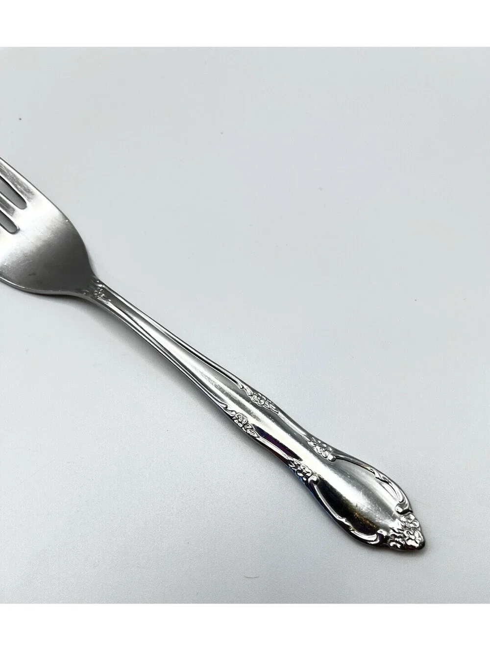 Oneida Mansion Park Stainless Flatware 3 pcs Salad Forks 3037.5